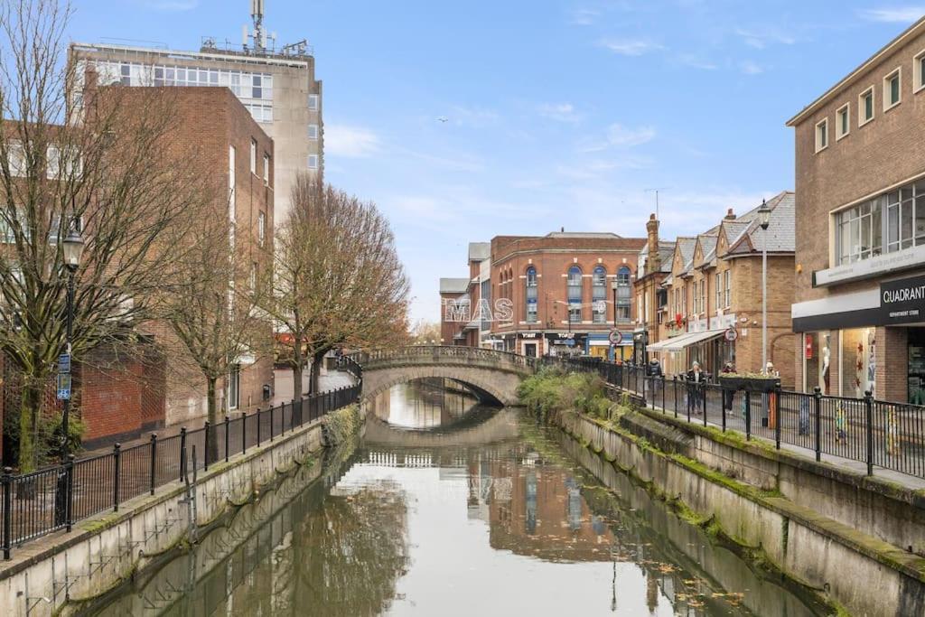 Chelmsford Centre View Sleep 4 Next Chelmer Canal 外观 照片